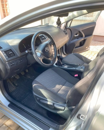 Toyota Avensis cena 29700 przebieg: 173160, rok produkcji 2010 z Białystok małe 79